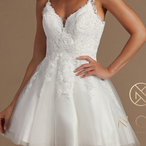White Color SWEETHEART SHORT BABYDOLL DRESS A-Line Shape Open Back Dress NXR707 - Picture 6 of 6